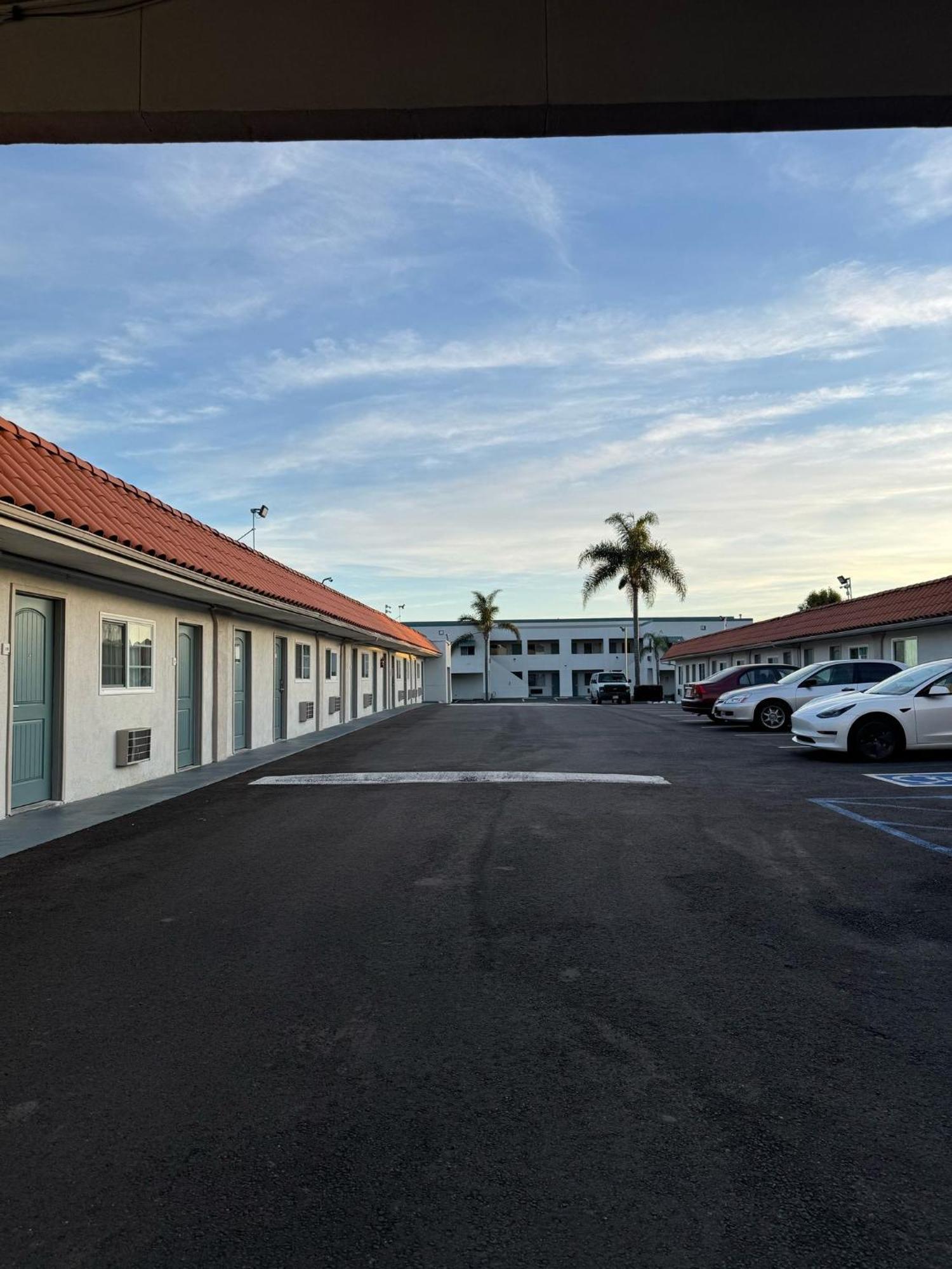 Rodeway Inn Ventura Buitenkant foto